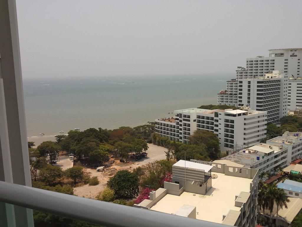 Cosy Beach View Apartments Pattaya Exterior photo