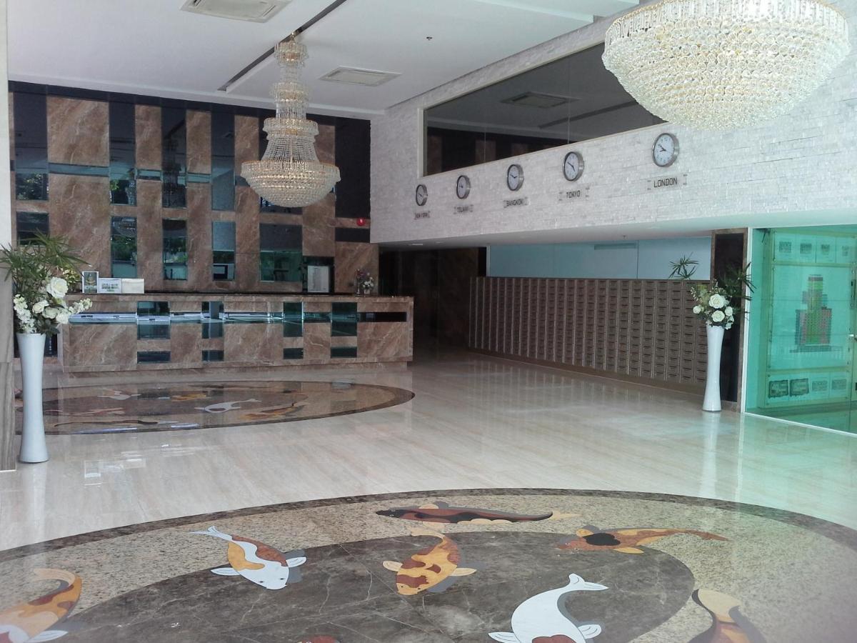 Cosy Beach View Apartments Pattaya Exterior photo